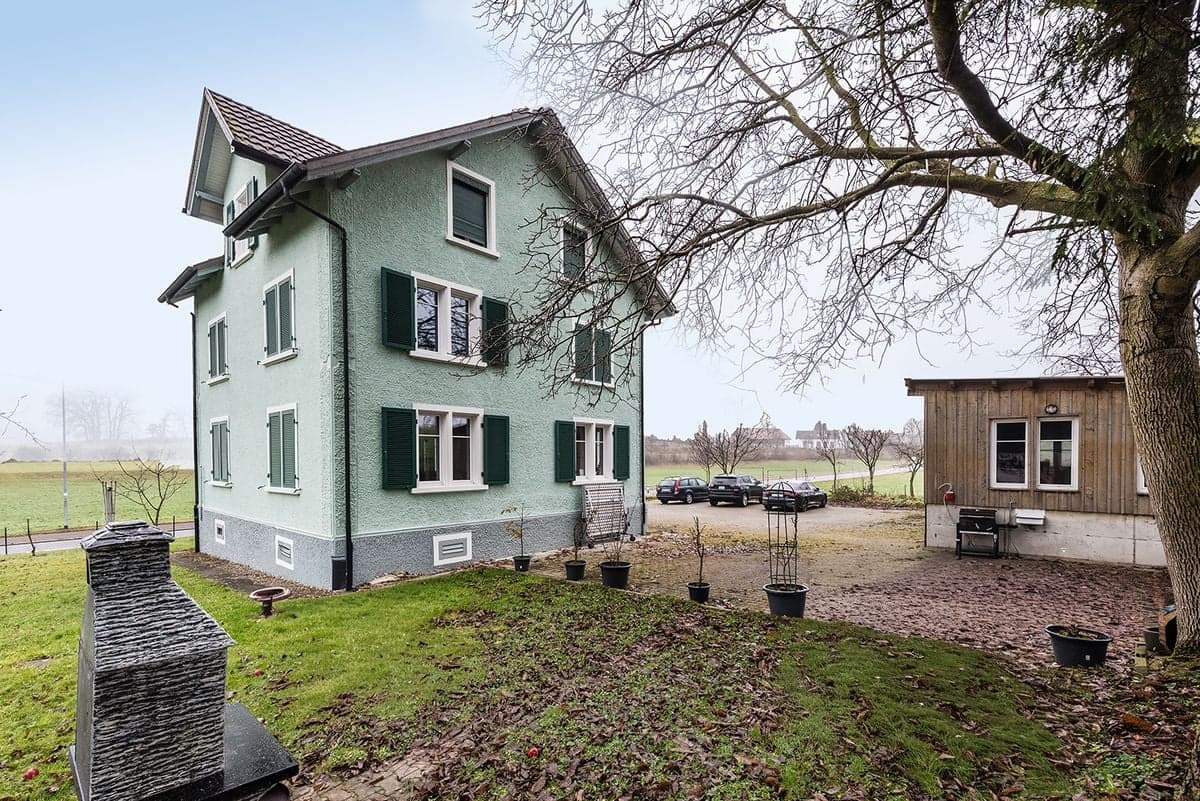 Mehrfamilienhaus mit großem Grundstück und viel Potenzial in Münchwilen