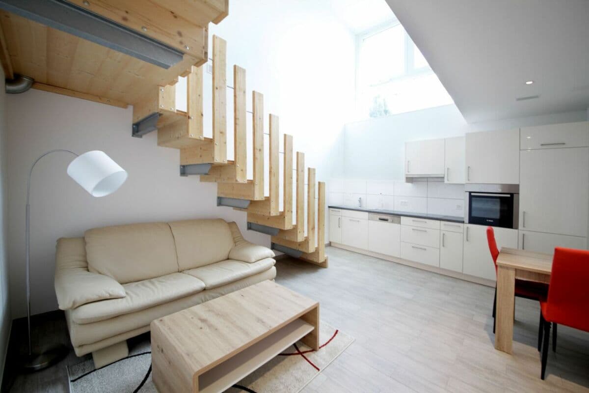 Moderne Loft-Wohnung mit grossem Luftraum auf 2 Etagen!