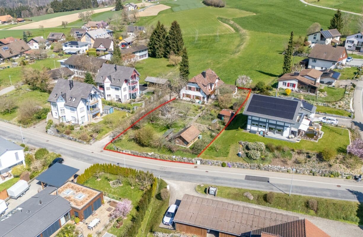 Ihr neues Zuhause mit Potenzial - Idyllisches Landhaus mit Baulandreserve