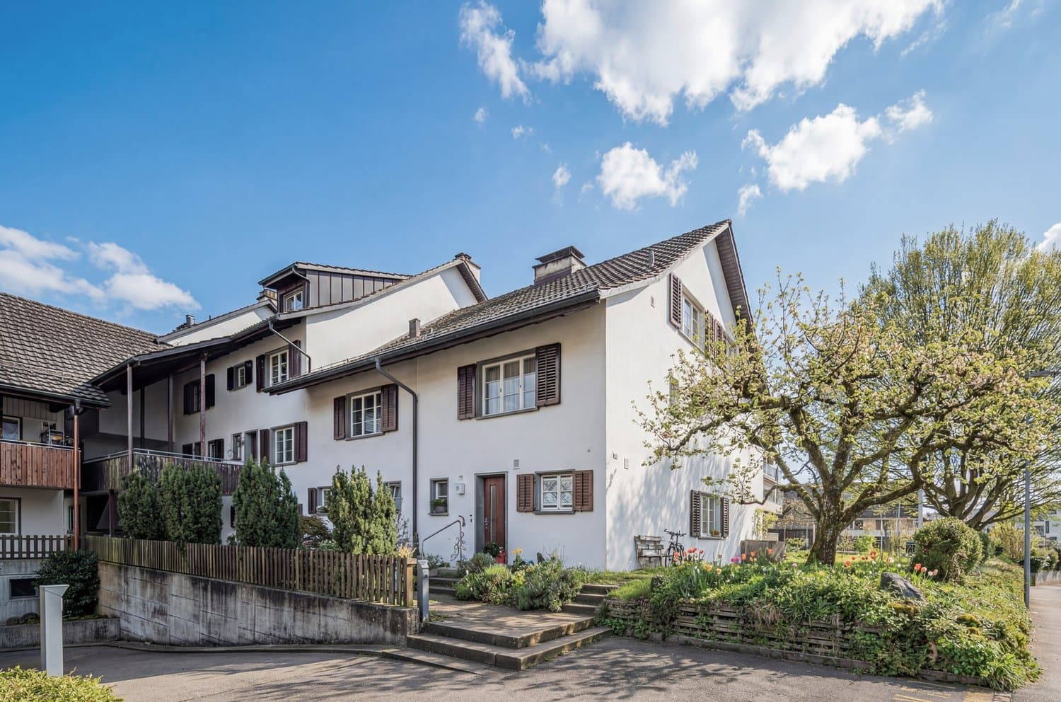 TOTALSANIERTES  FLEXIBILITÄTSWUNDER MIT SEESICHT