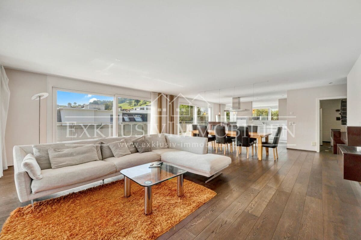 Attika-Lifestyle: Grosszügiges Wohnen mit Licht und Weite