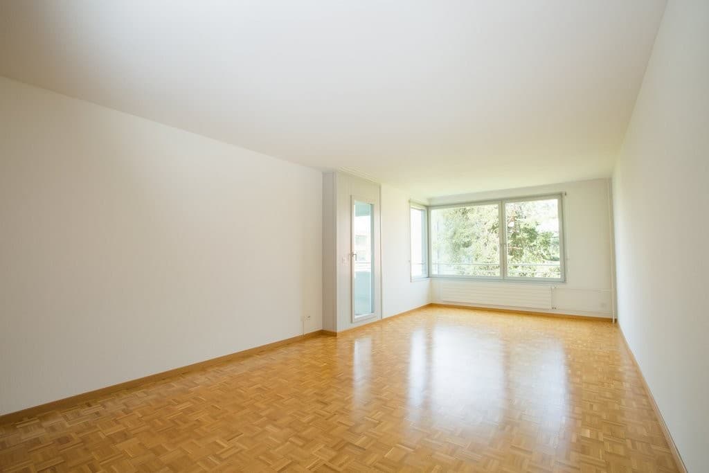 Grosse, schöne 4.5 Zimmerwohnung