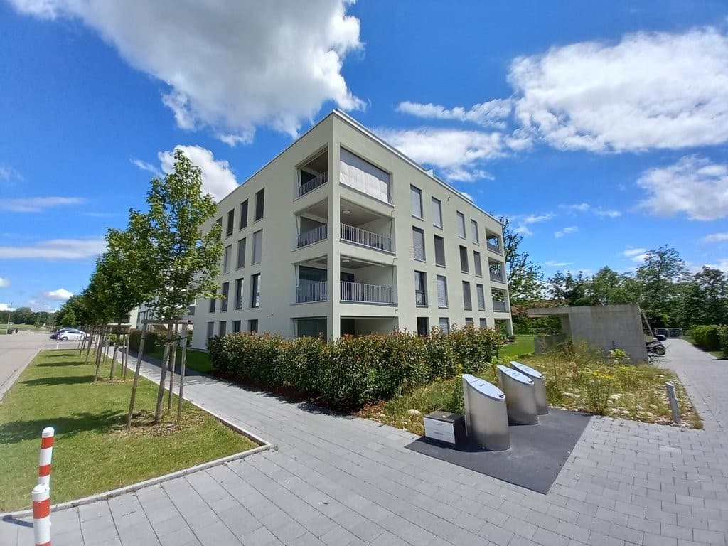 moderne, grosszügige Wohnung in der Spitzallmend