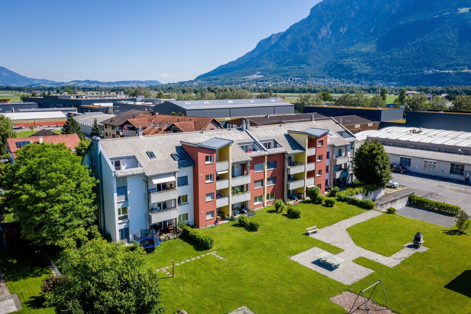 Ihr Zuhause mit Sitzplatz