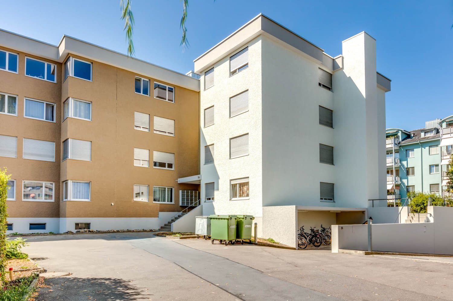 Moderne Singlewohnung mit Balkon