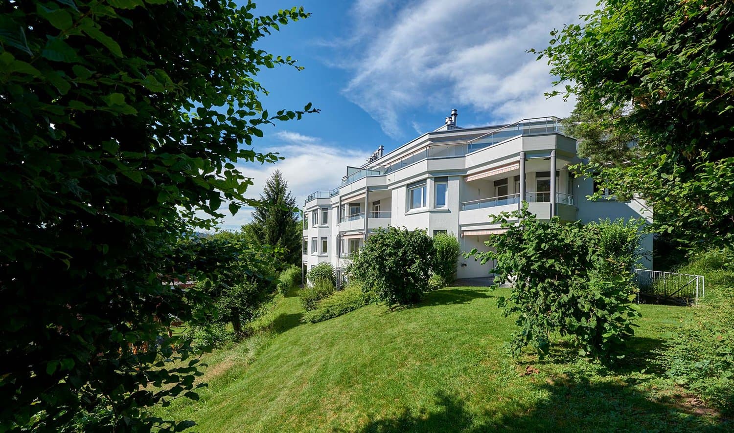 Mitten im Grünen inklusive Pilatusblick mit Abendsonne!