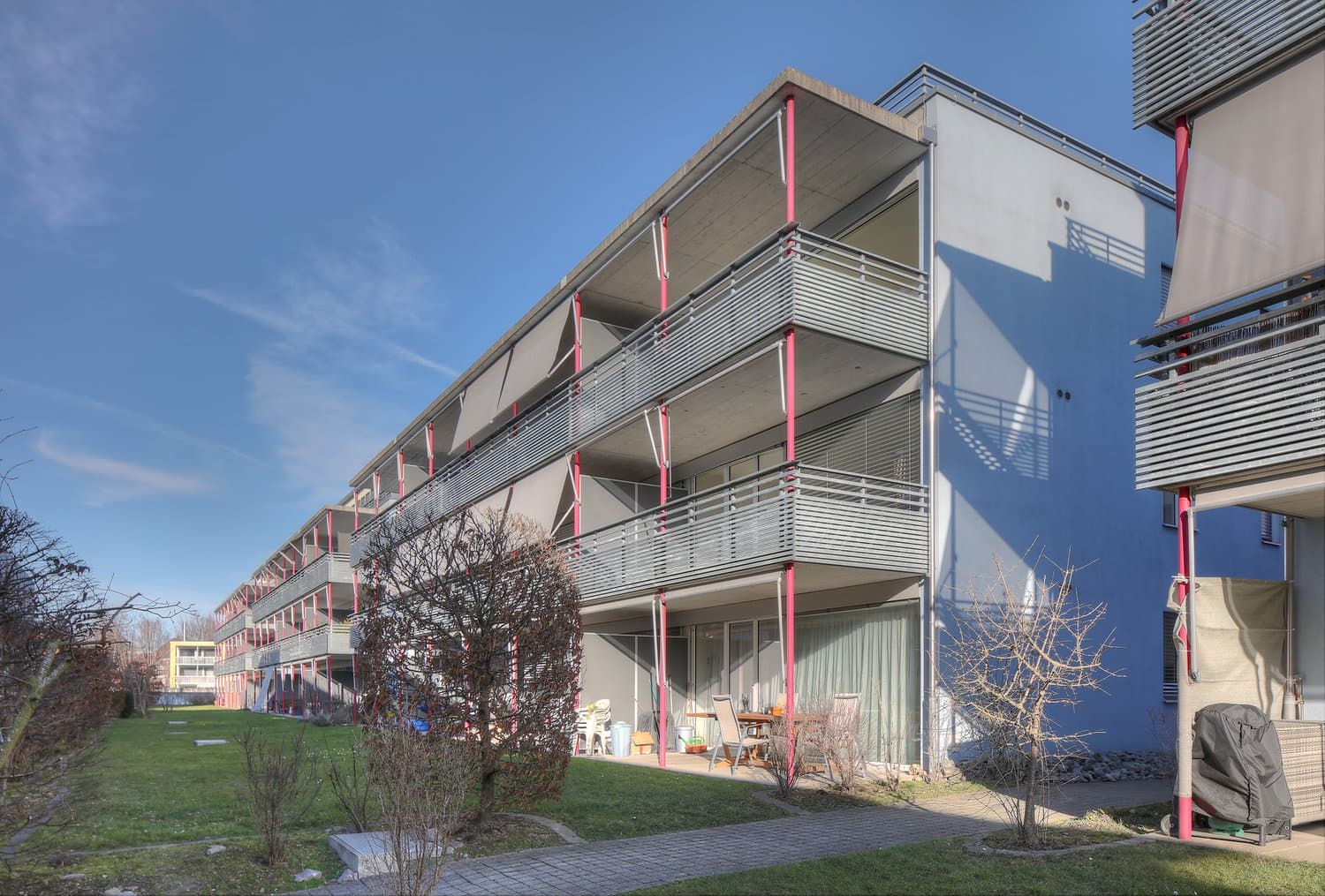 Hochwertige, elegante Wohnung mit 30m² Balkon!