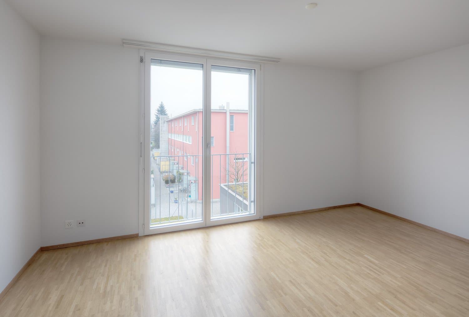 Hochwertige, elegante Wohnung mit 30m² Balkon!