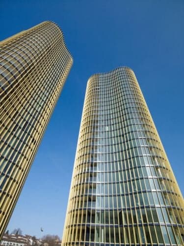 Schmucke Wohnung im 22. OG!