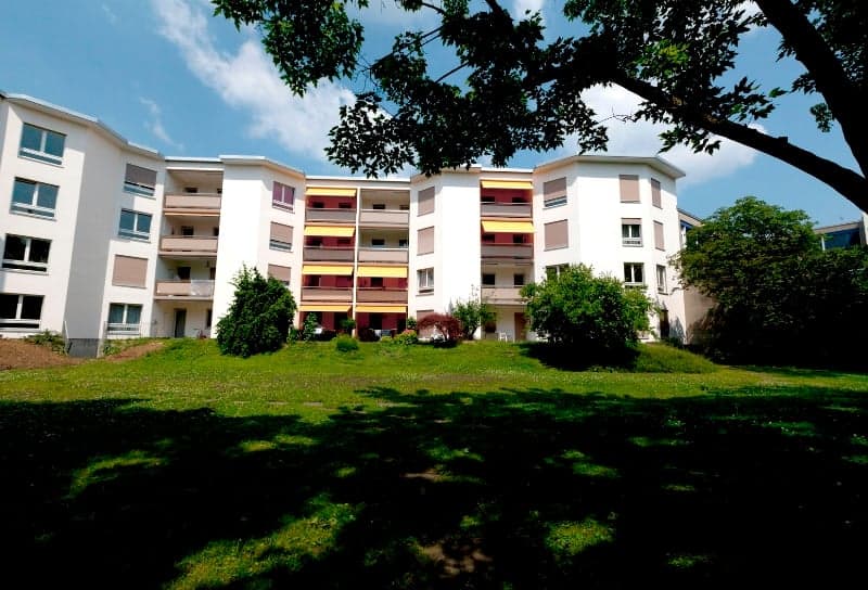 Moderne Wohnung mit Blick ins Grüne