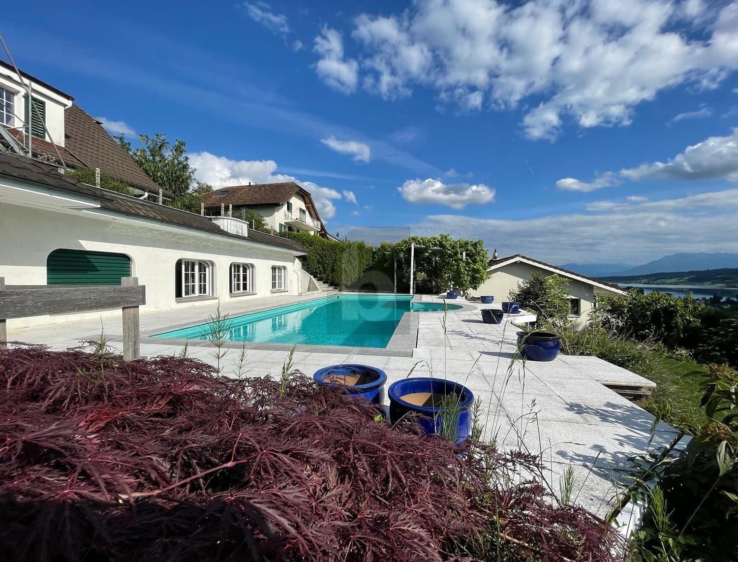 AN BESTER LAGE MIT POOL UND PANORAMASICHT!
