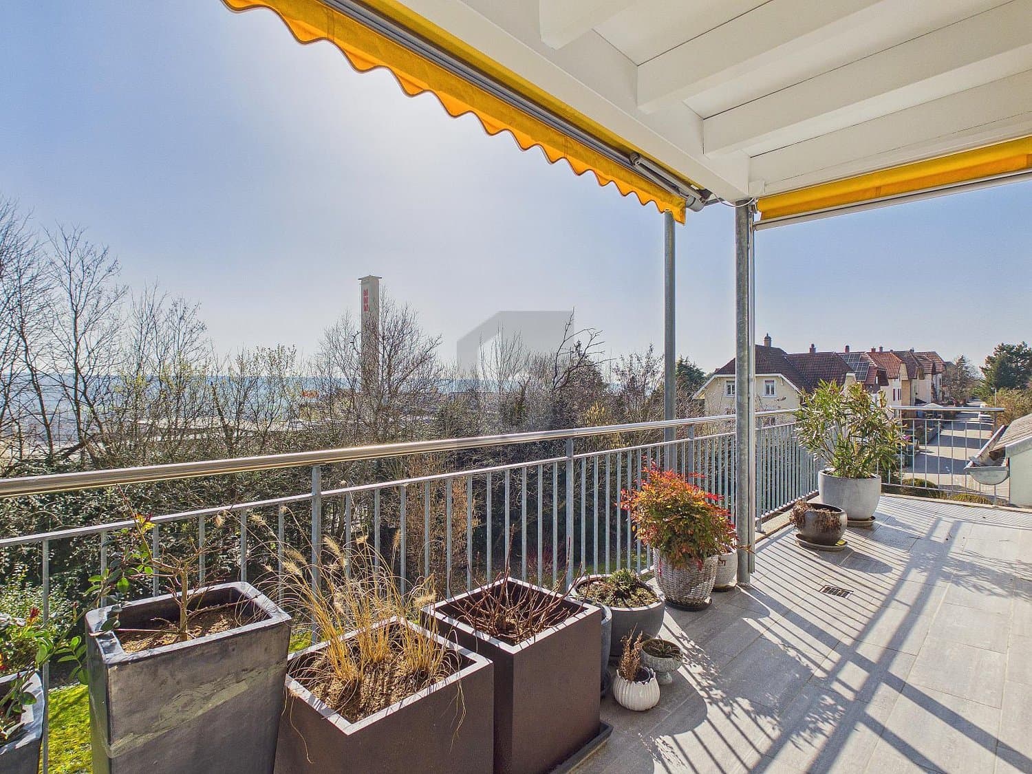 SONNIG, RUHIG UND ZENTRAL