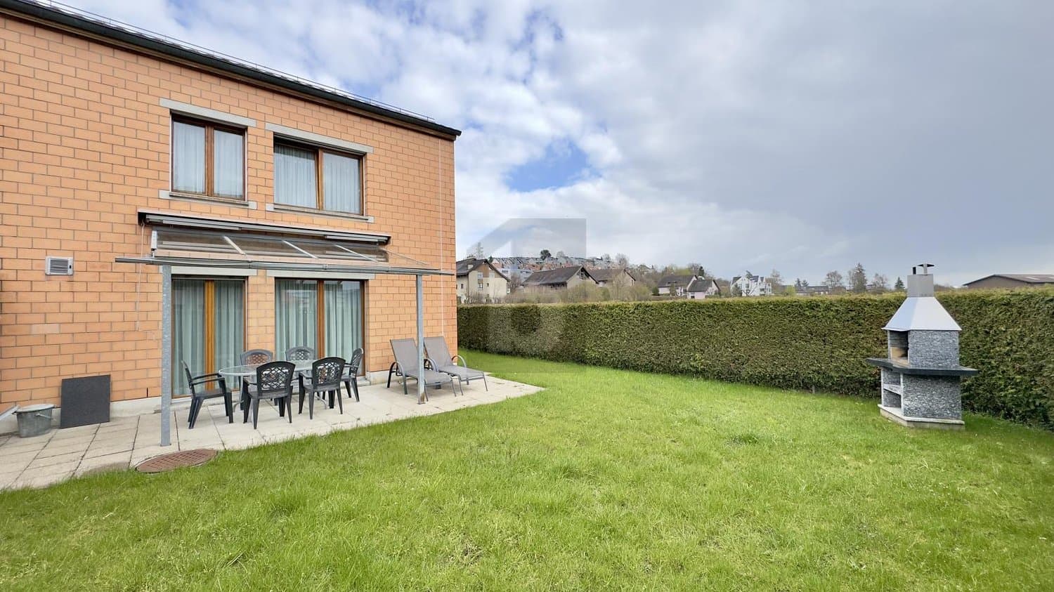 GROSSZÜGIG, LICHTDURCHFLUTET UND ZENTRAL