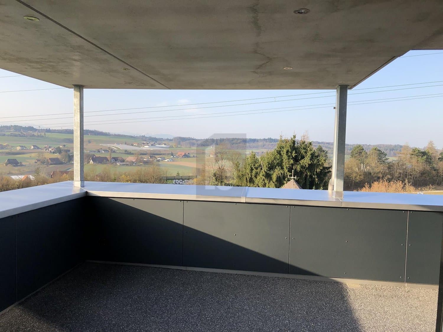 GROSSZÜGIG UND MODERN MIT BLICK AUF DIE ALPEN